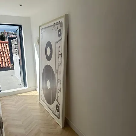 Rooftop Center Apartment