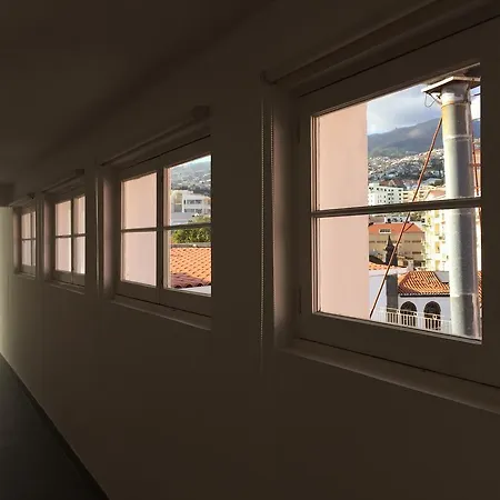 Rooftop Center شقة *