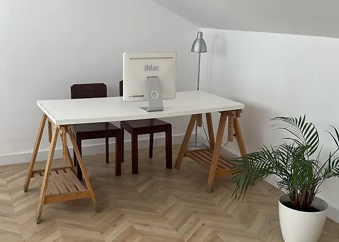 Apartment Rooftop Center